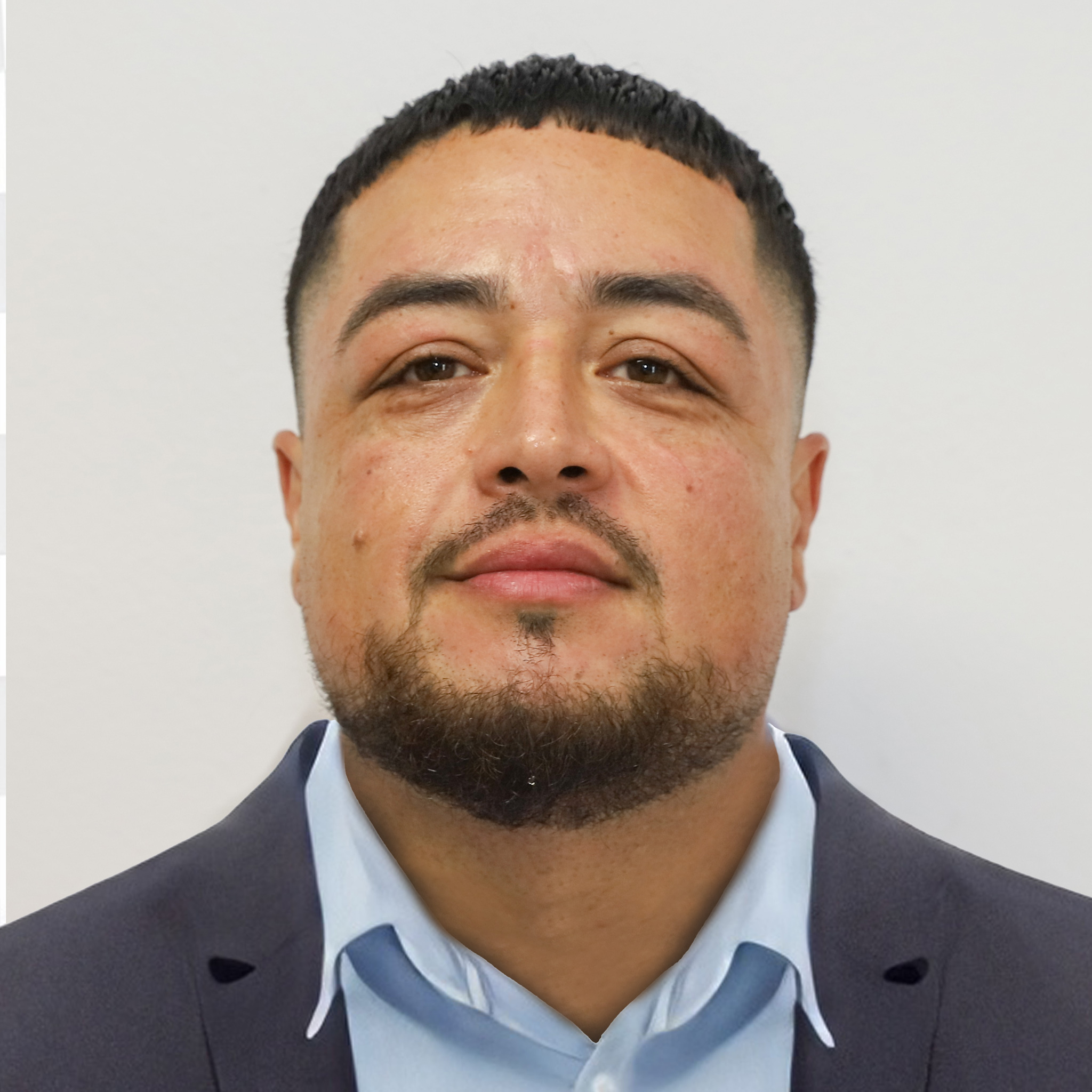 VÍCTOR M. MUÑOZ NIEVES